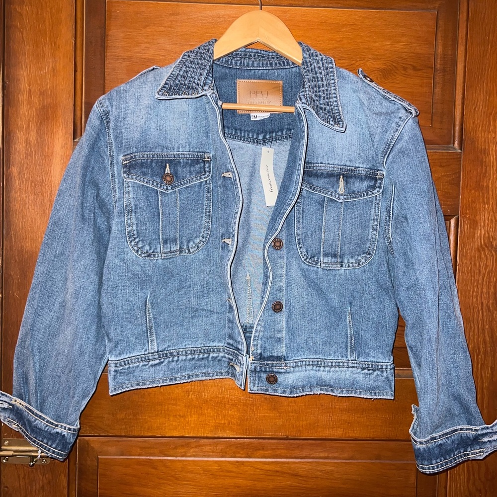 Francesca’s NWT Jean Jacket size Medium